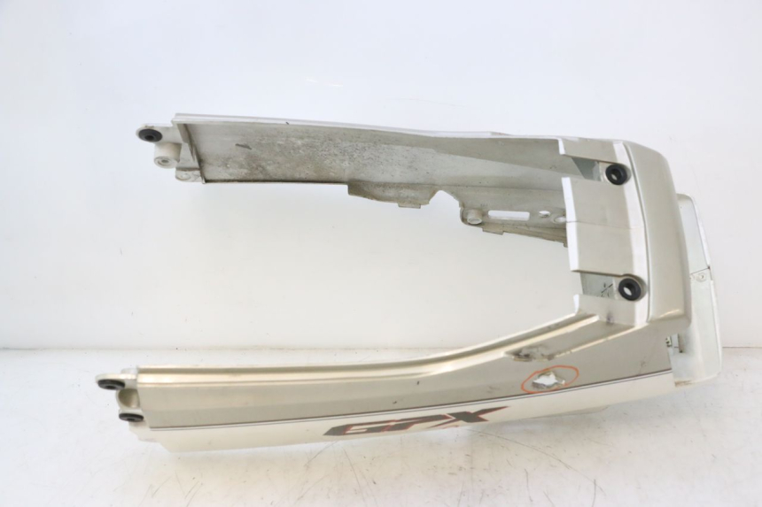 photo de REAR PANEL KAWASAKI GPX F ZX750F 750 (1986 - 1990) - Fixing points details