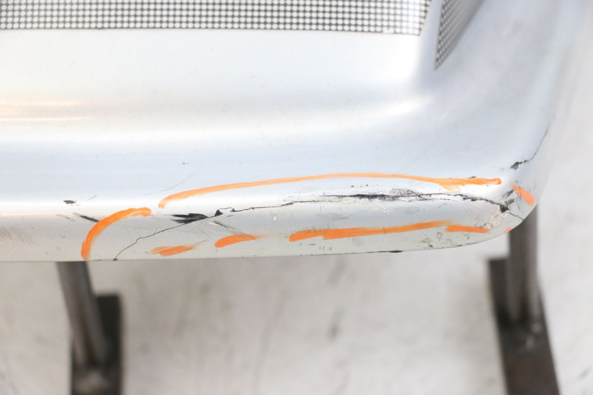 photo de REAR PANEL SUZUKI GSX E 250 (1982 - 1983) - Zoom on usage condition