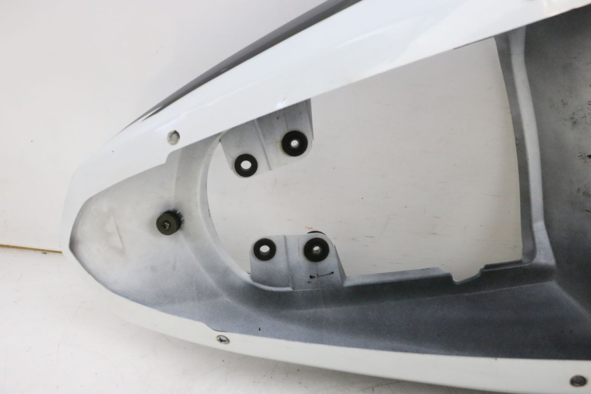 photo de REAR PANEL SUZUKI GSXR GSX-R 1000 (2003 - 2004) - Surface and material condition