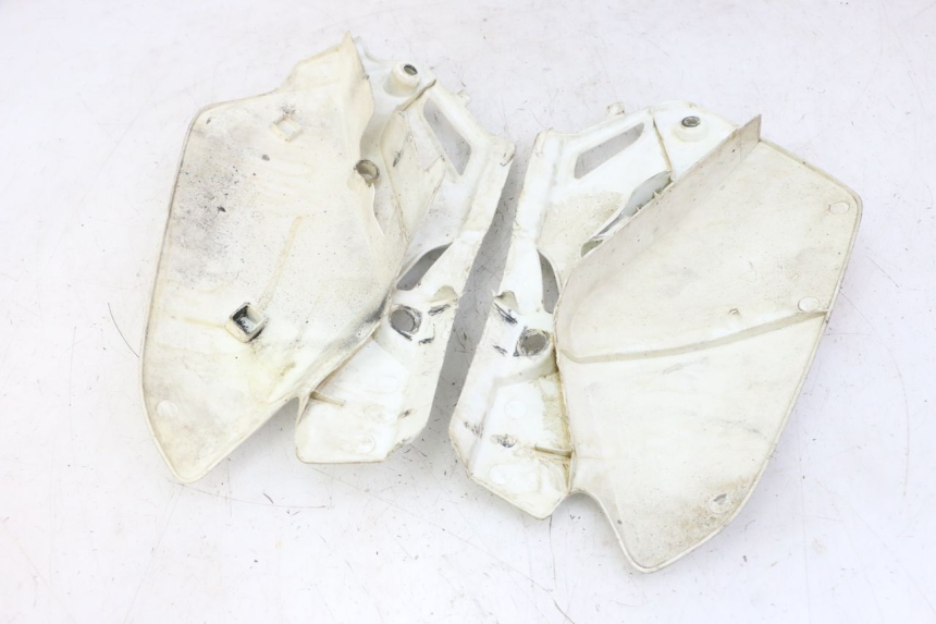 photo de REAR PANEL HONDA CR 85 (2003 - 2007) - Technical close-up