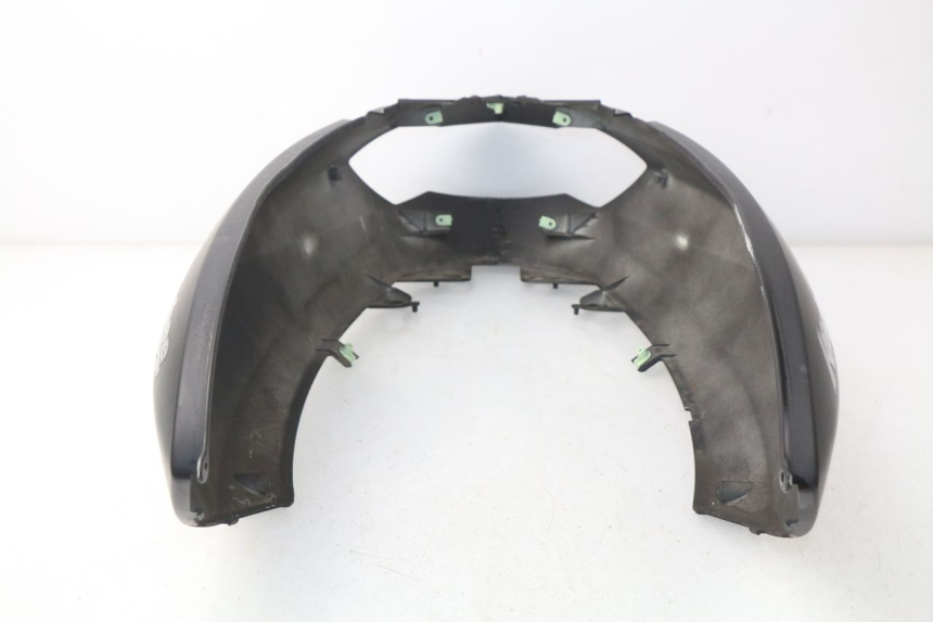photo de REAR FAIRING PEUGEOT KISBEE 2T 50 (2010 - 2017) - Fixing points details