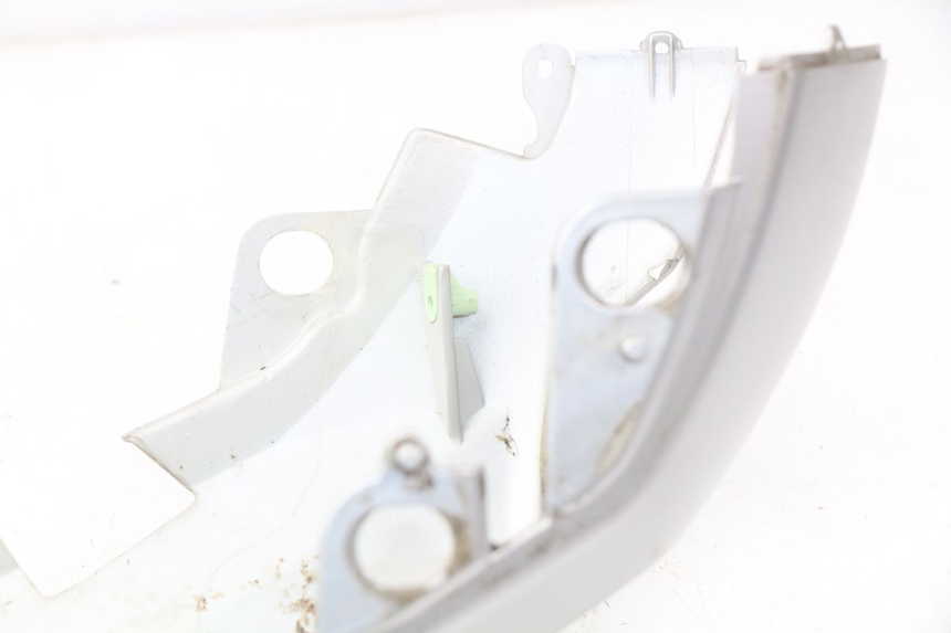 photo de REAR FAIRING PEUGEOT KISBEE 2T 50 (2010 - 2017) - Focus on structure