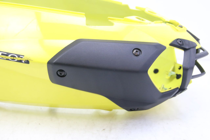 photo de REAR FAIRING PEUGEOT KISBEE 4T 50 (2018 - 2022) - Fixing points details