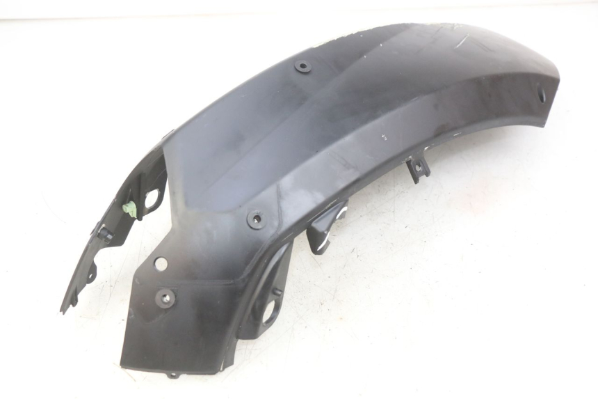 photo de REAR FAIRING PEUGEOT KISBEE 4T 50 (2018 - 2022) - Technical close-up