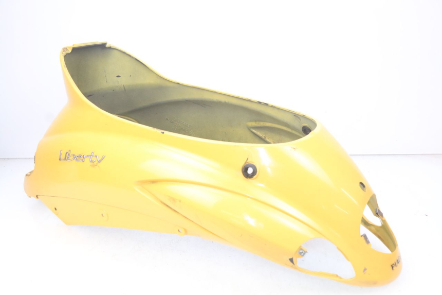 photo de REAR FAIRING PIAGGIO LIBERTY 4T 50 (2004 - 2008) - Technical close-up