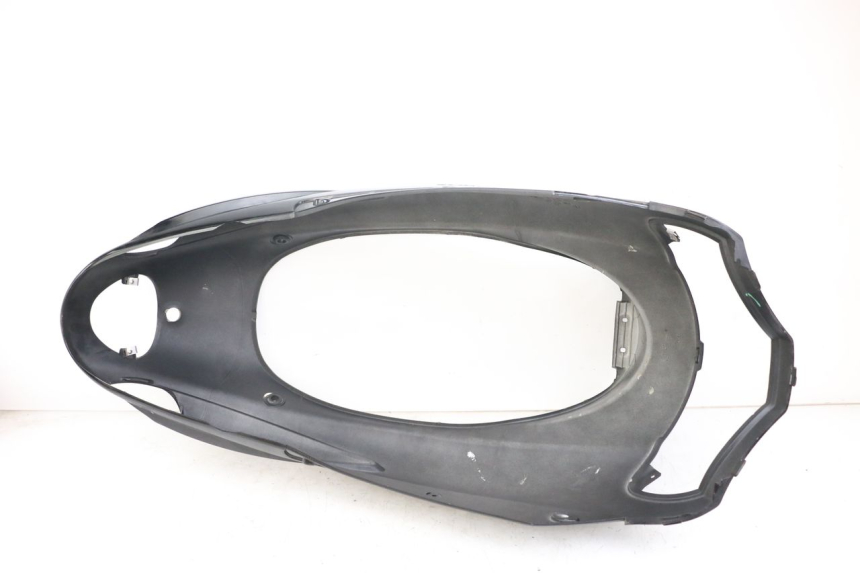 photo de REAR FAIRING PIAGGIO LIBERTY 4T 50 (2004 - 2008) - Component detail