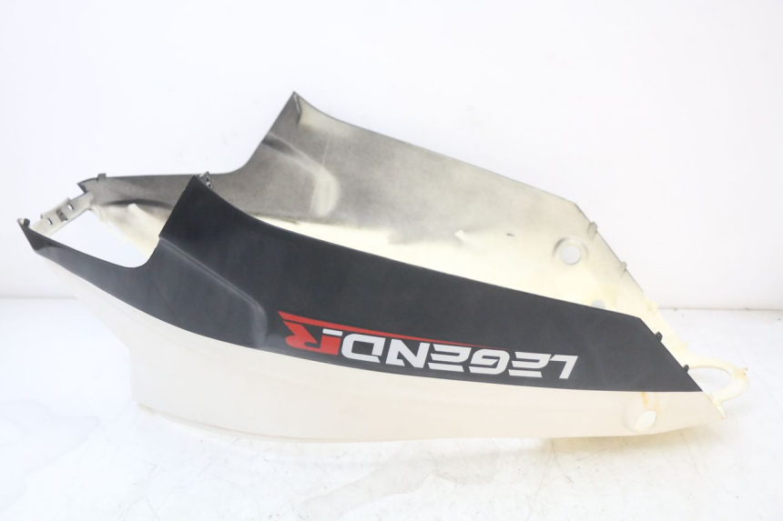 photo de REAR PANEL MASH LEGEND'R 4T 50 (2021 - 2025) - Surface and material condition