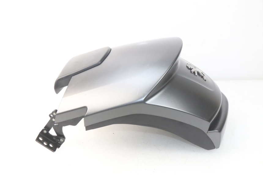 photo de REAR PANEL PEUGEOT METROPOLIS 400 (2017 - 2020) - Technical close-up