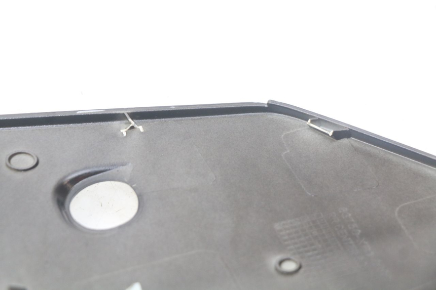 photo de REAR FAIRING SYM ORBIT III 3 4T 50 (2018 - 2021) - Surface and material condition