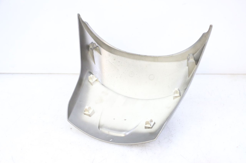 photo de REAR PANEL PEUGEOT SATELIS 125 (2013 - 2018) - Zoom on usage condition