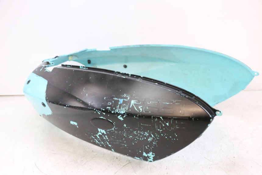 photo de REAR PANEL PEUGEOT STREETZONE 4T 50 (2018 - 2023) - Technical close-up