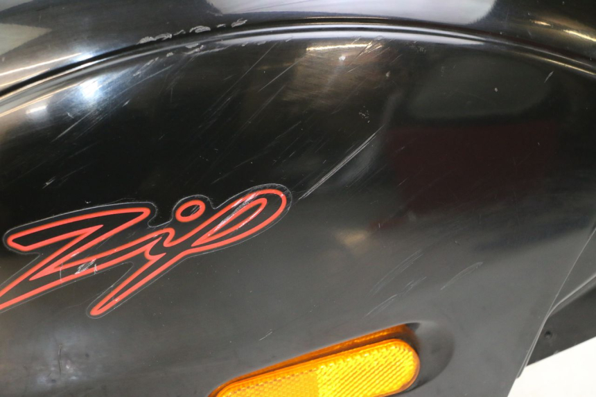 photo de REAR FAIRING PIAGGIO ZIP 4T 50 (2018 - 2020) - Surface and material condition