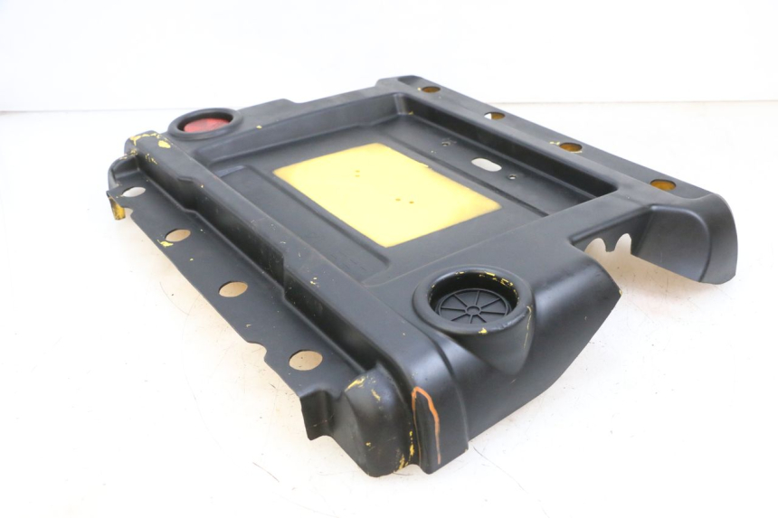 photo de REAR PANEL LIGIER PULSE 3 1 (2014 - 2020) - Distinctive features