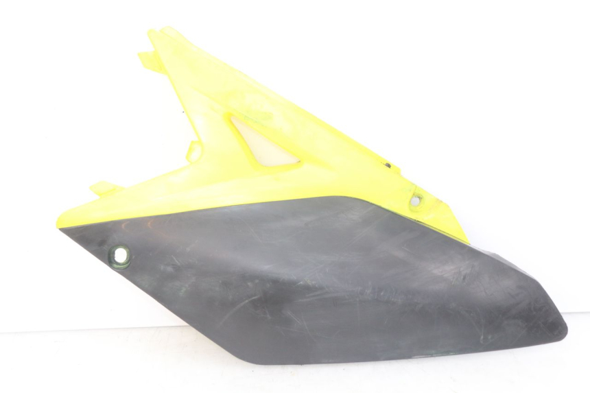 photo de REAR FAIRING SUZUKI RM-Z RMZ 250 (2010 - 2016) - Detailed visual inspection