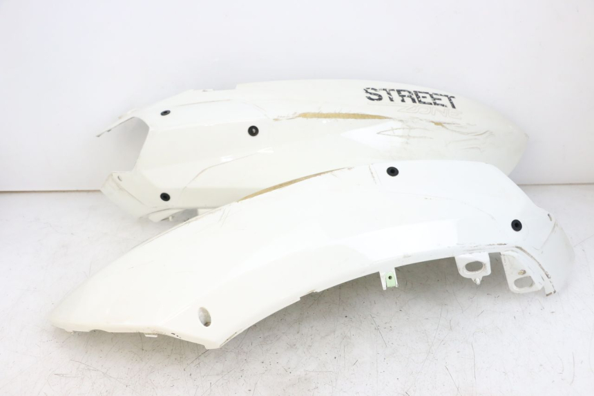 photo de REAR PANEL PEUGEOT STREETZONE 2T 50 (2014 - 2019) - Supplementary product photo