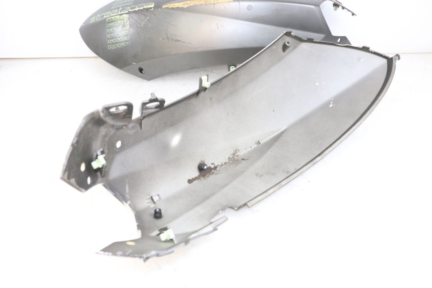 photo de REAR PANEL PEUGEOT STREETZONE I 2T 50 (2018 - 2020) - Component zoom