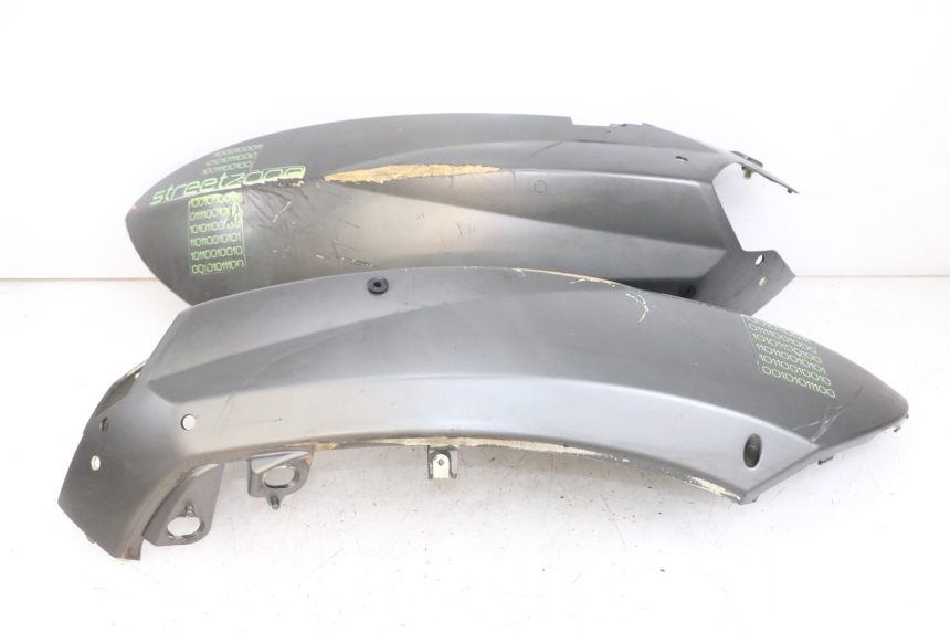 photo de REAR PANEL PEUGEOT STREETZONE I 2T 50 (2018 - 2020) - Focus on structure