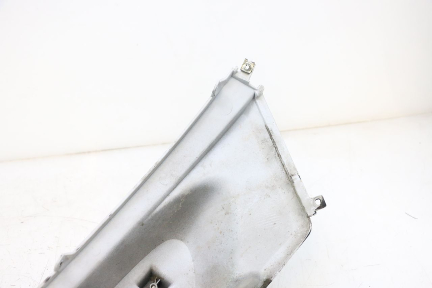 photo de REAR PANEL MBK STUNT NAKED 50 (2004 - 2018) - Spare part profile view
