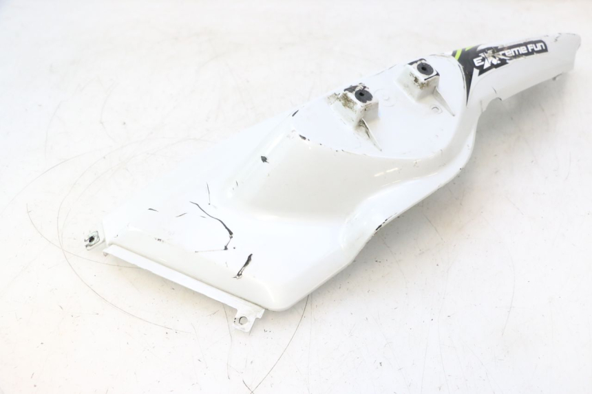 photo de REAR PANEL MBK STUNT NAKED 50 (2004 - 2018) - Alternative perspective