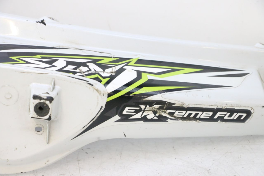 photo de REAR PANEL MBK STUNT NAKED 50 (2004 - 2018) - Fixing points details