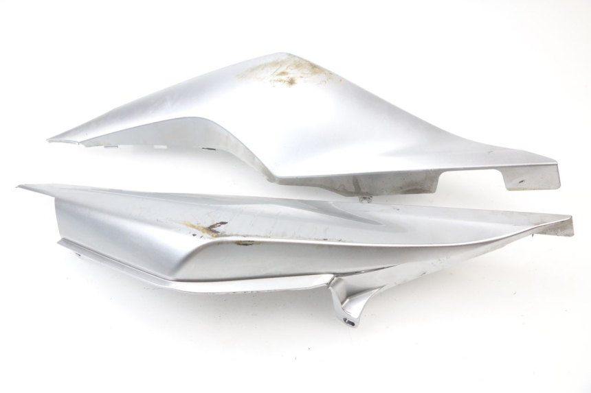 photo de REAR PANEL HONDA VFR F 1200 (2010 - 2015) - Main view