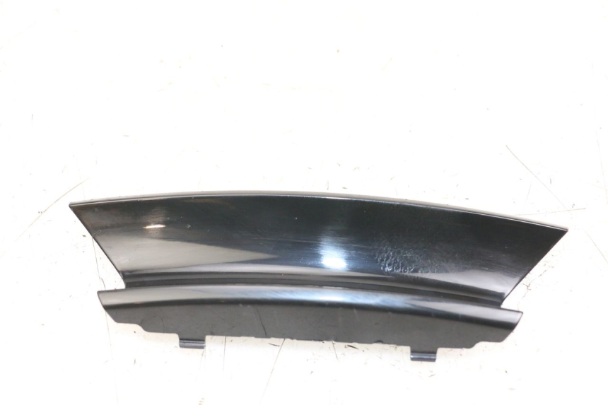 photo de REAR FAIRING PIAGGIO X10 125 (2012 - 2017) - Zoom on usage condition