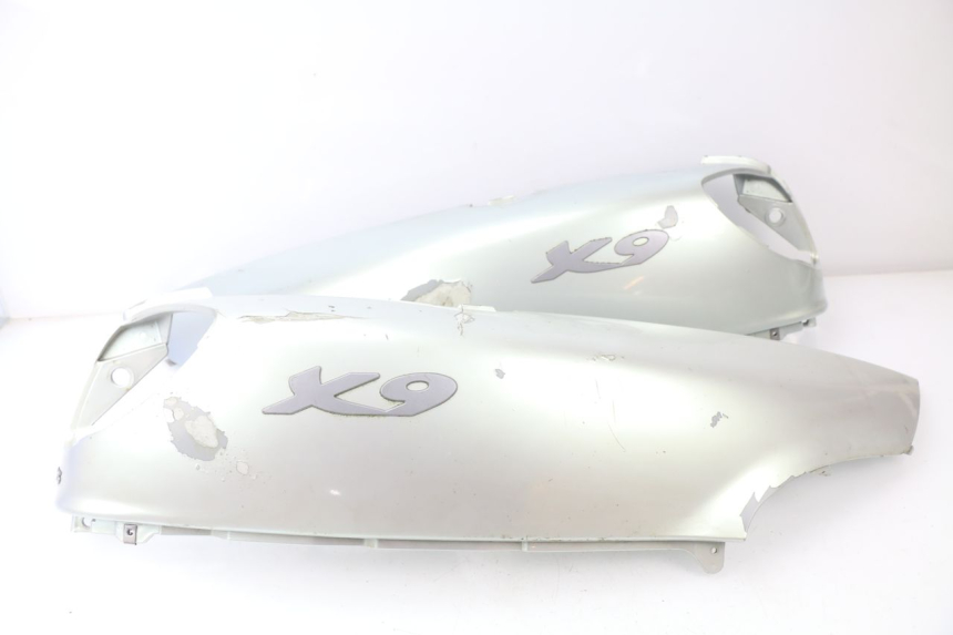 photo de REAR PANEL PIAGGIO X9 125 (2000 - 2003) - Main view