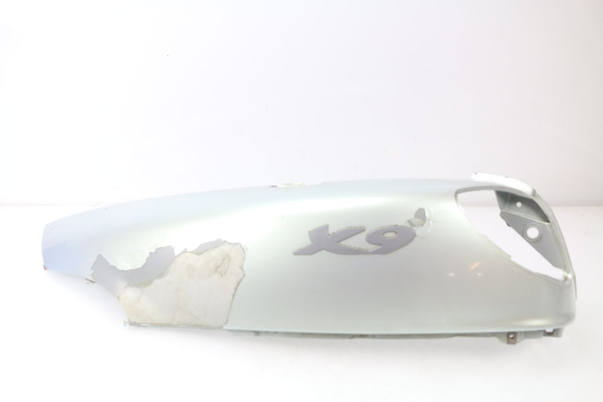 photo de REAR PANEL PIAGGIO X9 125 (2000 - 2003) - Additional view of the item