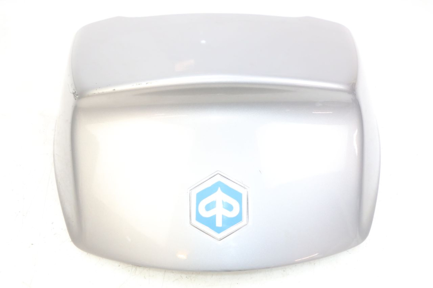 photo de REAR FAIRING PIAGGIO XEVO - X EVO 125 (2007 - 2017) - Fixing points details