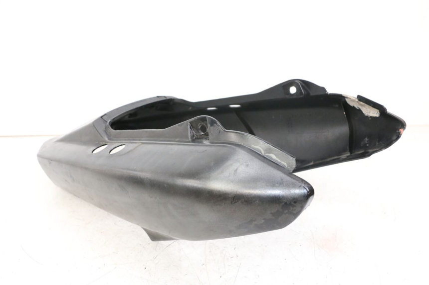 photo de REAR PANEL YAMAHA FZS FAZER 600 (2001 - 2003) - Surface and material condition