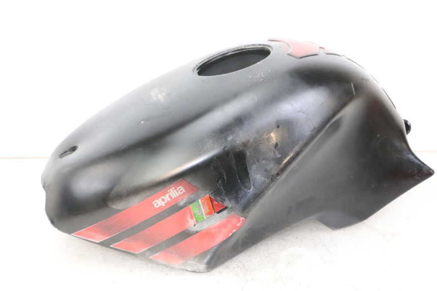 photo de FUEL TANK PANEL APRILIA RS 50 (1999 - 2005) - Fixing points details