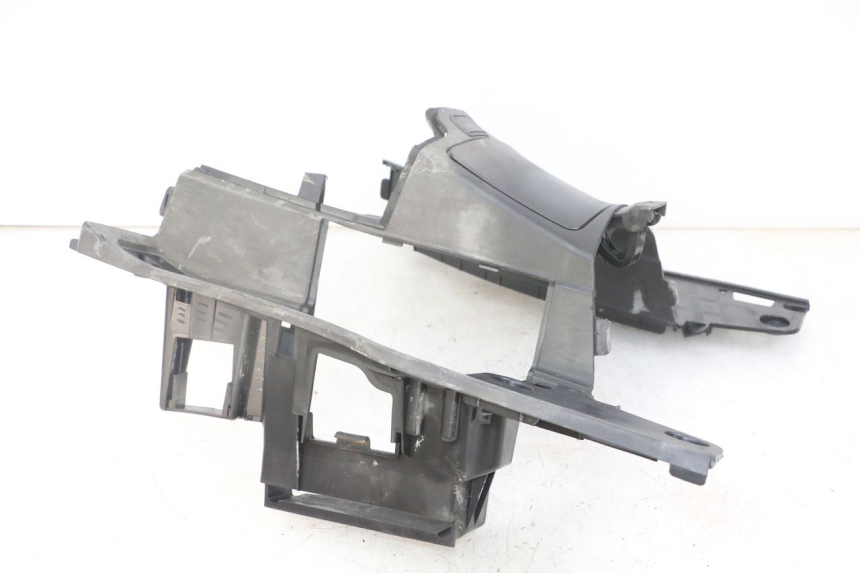 photo de FUEL TANK PANEL SUZUKI BURGMAN 125 (2007 - 2014) - Checked used part