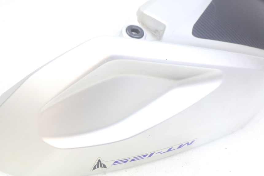 photo de RIGHT TANK FAIRING YAMAHA MT ABS 125 (2014 - 2018) - Additional view of the item