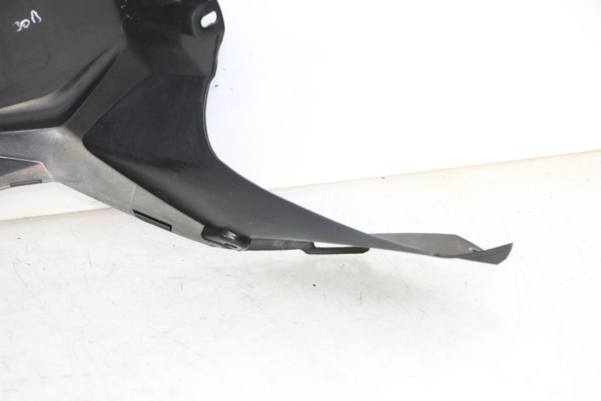 photo de FUEL TANK PANEL BMW G310 R 310 (2016 - 2020) - Markings and original references