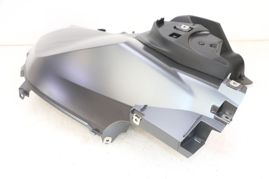 photo de LEFT FUEL TANK PANEL BMW R GS 1250 (2021 - 2024) - High-resolution close-up