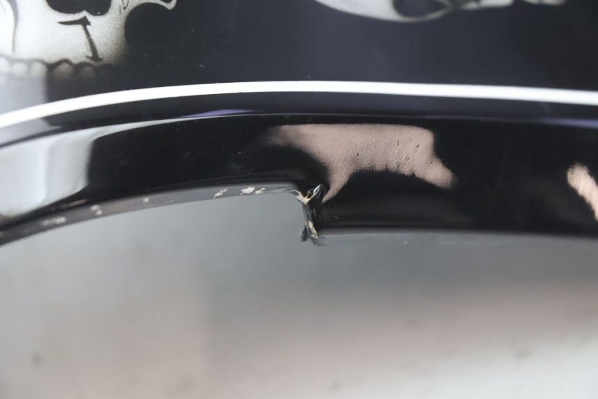 photo de LEFT FUEL TANK PANEL CAN-AM SPYDER RS 1000 (2008 - 2012) - Component detail