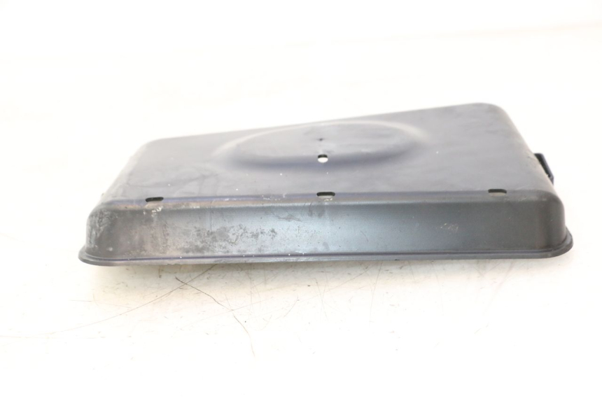 photo de FUEL TANK PANEL PIAGGIO MP3 HPE 530 (2022 - 2026) - Component detail