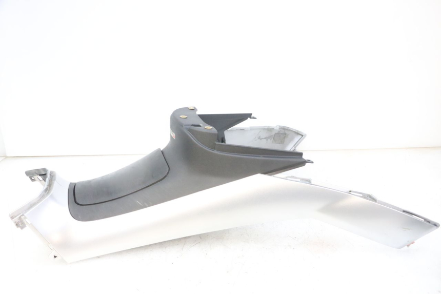 photo de FUEL TANK PANEL PIAGGIO MP3 LT 300 (2010 - 2016) - Component zoom