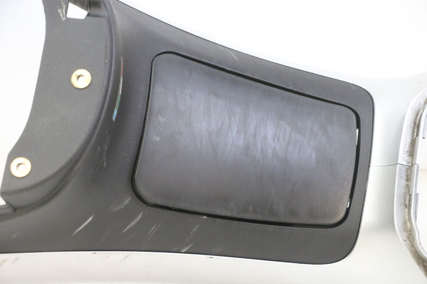 photo de FUEL TANK PANEL PIAGGIO MP3 LT 300 (2010 - 2016) - Used quality zoom