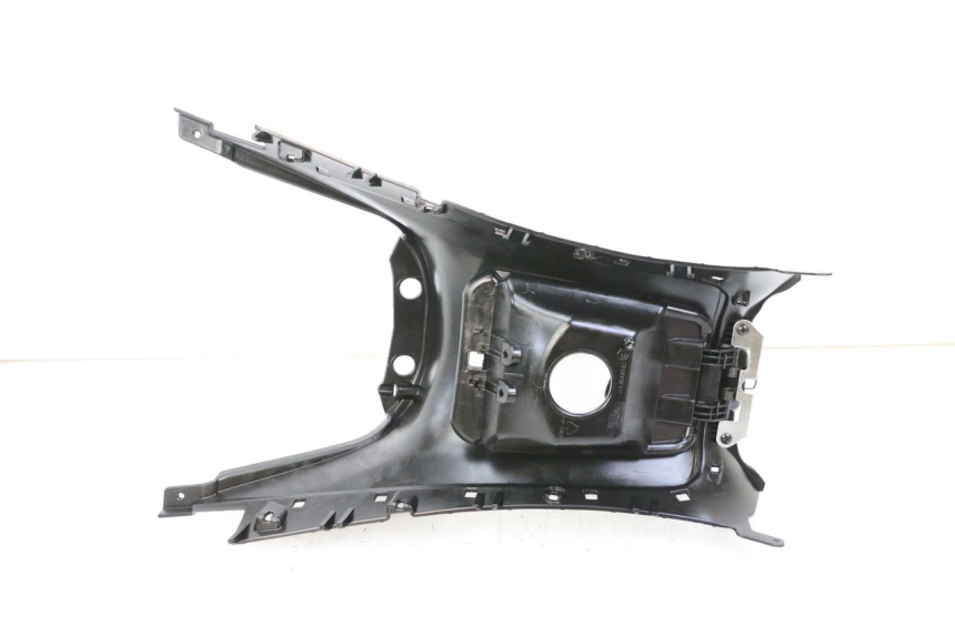 photo de FAIRING TANK PIAGGIO MP3 500 (2014 - 2017) - Alternative perspective