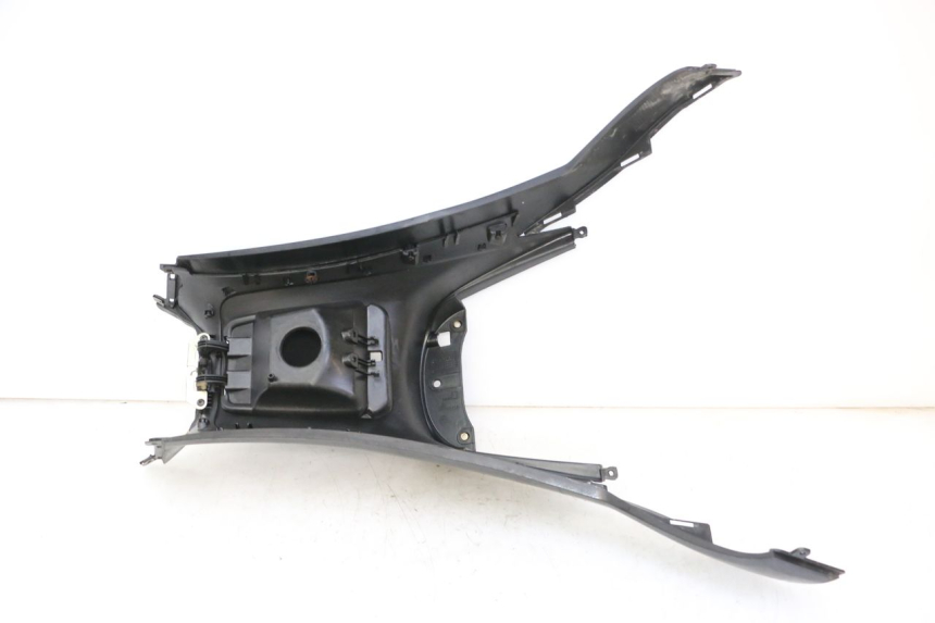 photo de FUEL TANK PANEL PIAGGIO MP3 500 (2011 - 2015) - Product overview