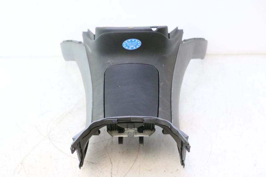 photo de FUEL TANK PANEL PIAGGIO MP3 125 (2006 - 2014) - High-resolution close-up