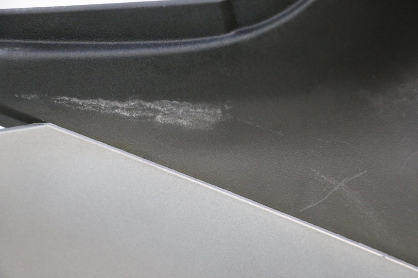 photo de FUEL TANK PANEL PIAGGIO MP3 125 (2006 - 2014) - Detailed visual inspection