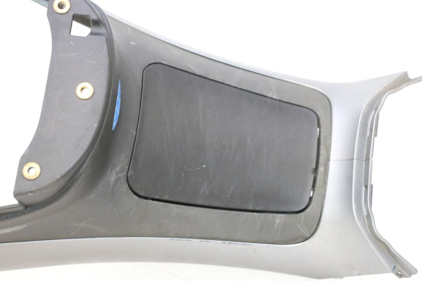 photo de FUEL TANK PANEL PIAGGIO MP3 125 (2006 - 2014) - Main view