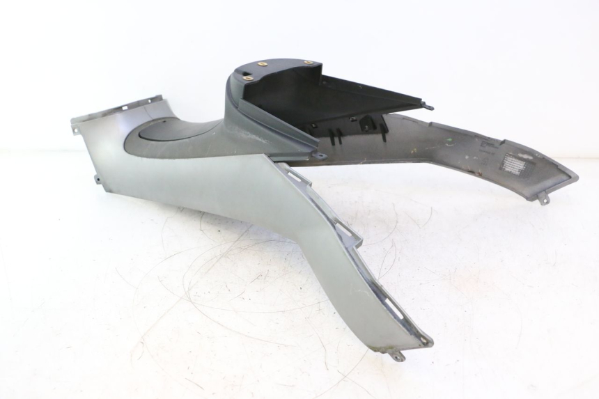 photo de FUEL TANK PANEL PIAGGIO MP3 125 (2006 - 2014) - Surface and material condition