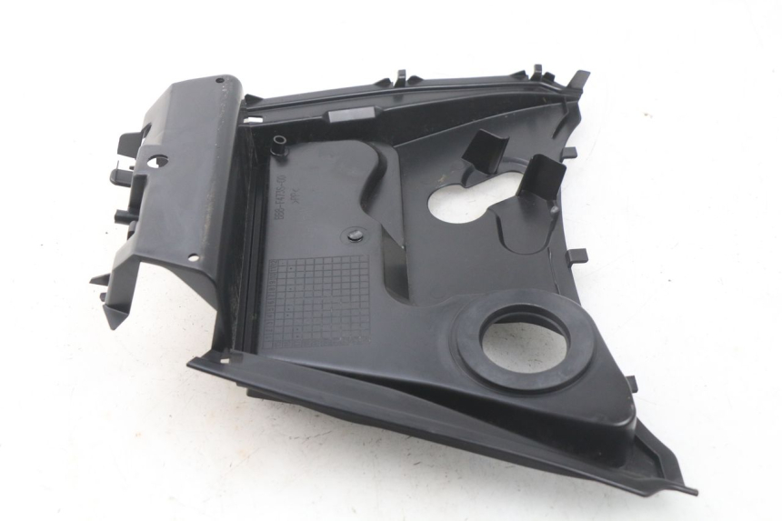 photo de FUEL TANK PANEL MBK MW TRYPTIK 125 (2017 - 2022) - Surface and material condition