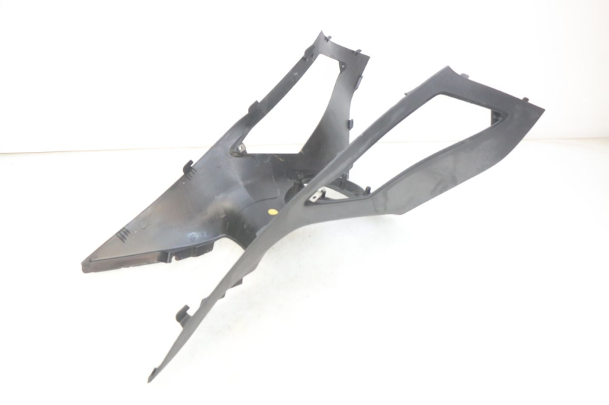 photo de FUEL TANK FAIRING GILERA NEXUS 125 (2007 - 2009) - Additional view of the item