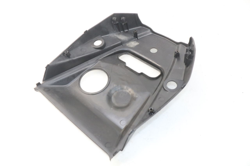 photo de FUEL TANK PANEL SYM ORBIT 2 4T 50 (2008 - 2017) - Component detail