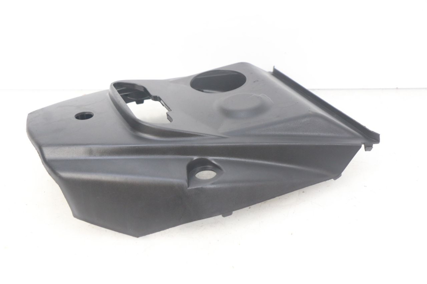 photo de FUEL TANK PANEL SYM ORBIT 2 4T 50 (2008 - 2017) - Fixing points details