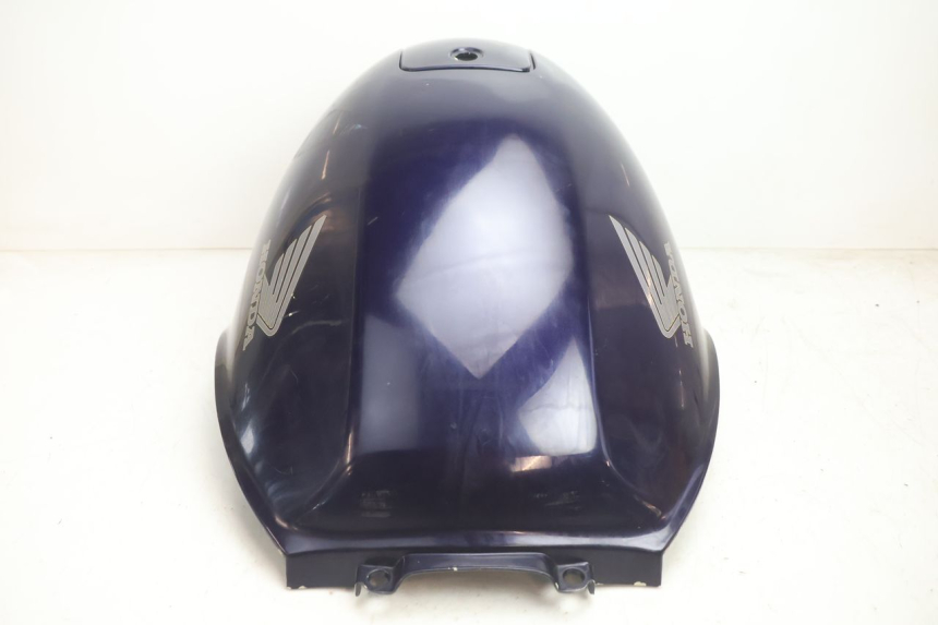 photo de FUEL TANK PANEL HONDA ST PAN EUROPEAN 1100 (1990 - 2002) - High-resolution close-up